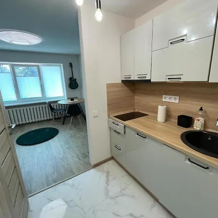 т&j Emerald Apartment
